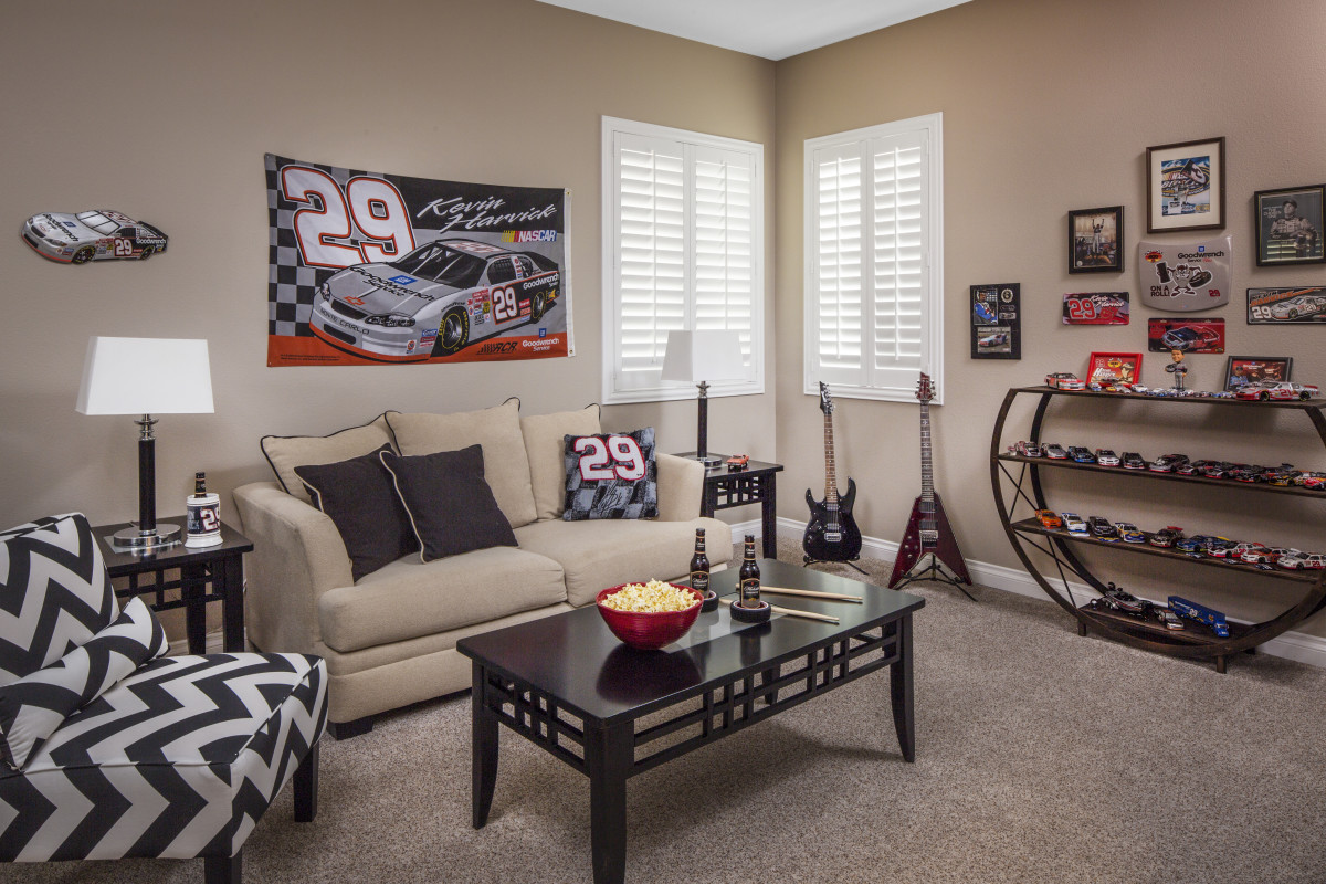 Honolulu man cave with shutters